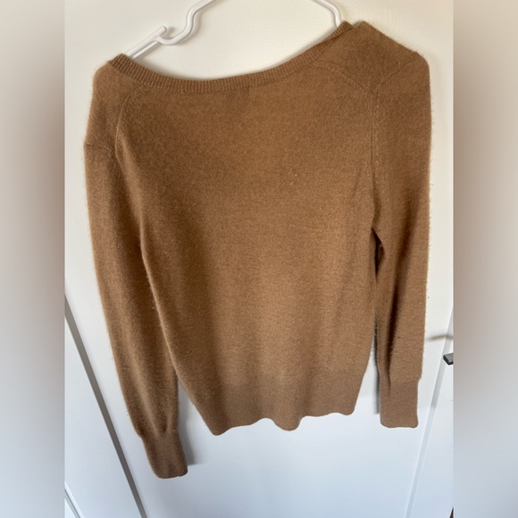 Halogen Women's Tan 100% Cashmere V-Neck Sweater - Picture 2 of 6